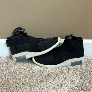 Nike “Fear of God” raid black